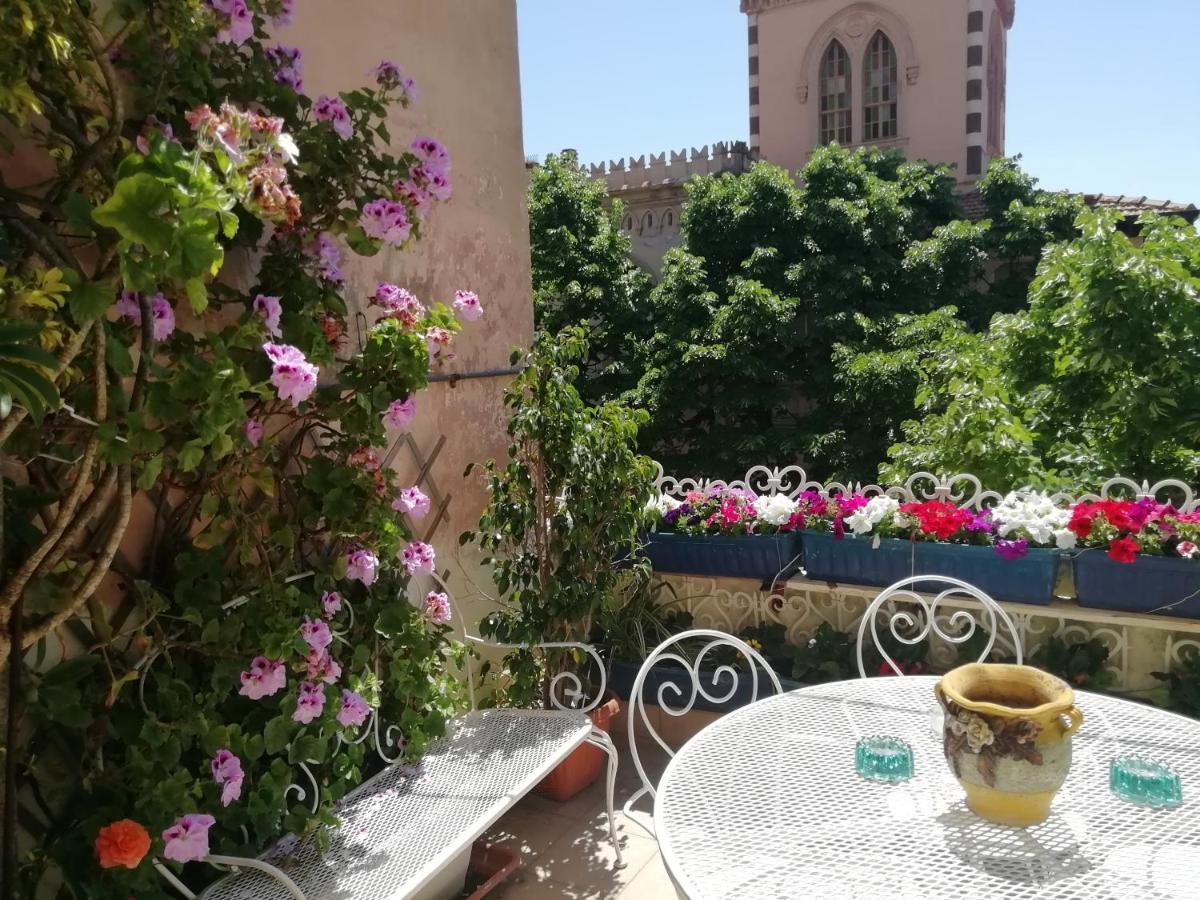 Tanina B & B Sassari Buitenkant foto